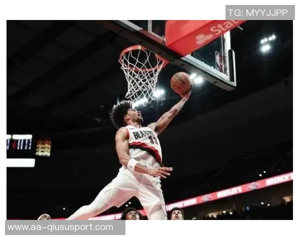 克林根谈客胜雄鹿的重要性强调全队团结一致的防守表现