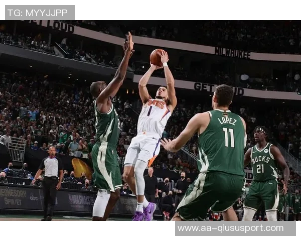 字母哥半场火力全开18分罚球命中率高暴扣两次震撼全场