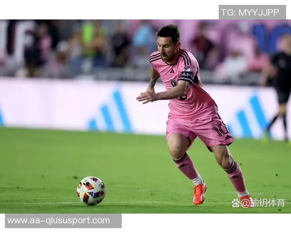 强援迪亚斯本赛季场均评分817仅次于凯恩和姆巴佩引发关注