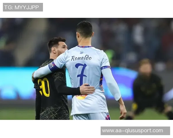 C罗友谊赛上半场被替换下场利雅得胜利与对手战成平局