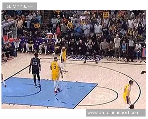 詹姆斯谈防守策略愿意放中距离两分太阳队表现出色投篮命中率高